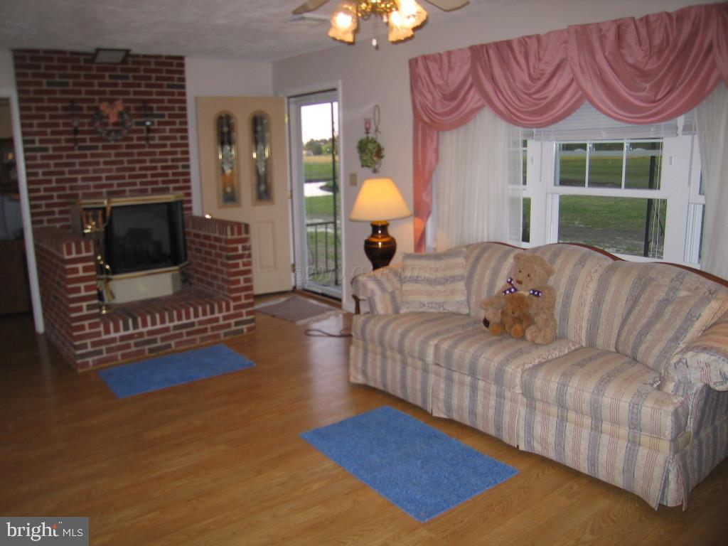 8200 Clinton Bozman Road Westover, MD 21871 - Photo 3 of 22 Gallery Image 3