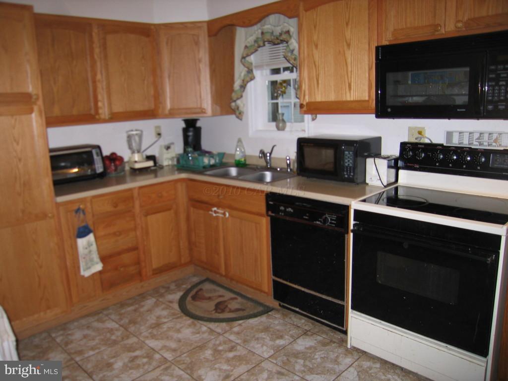 8200 Clinton Bozman Road Westover, MD 21871 - Photo 4 of 22 Gallery Image 4