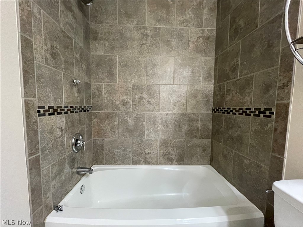 1814 Rush Road Wickliffe, OH 44092 - Photo 12 of 33 Gallery Image 12