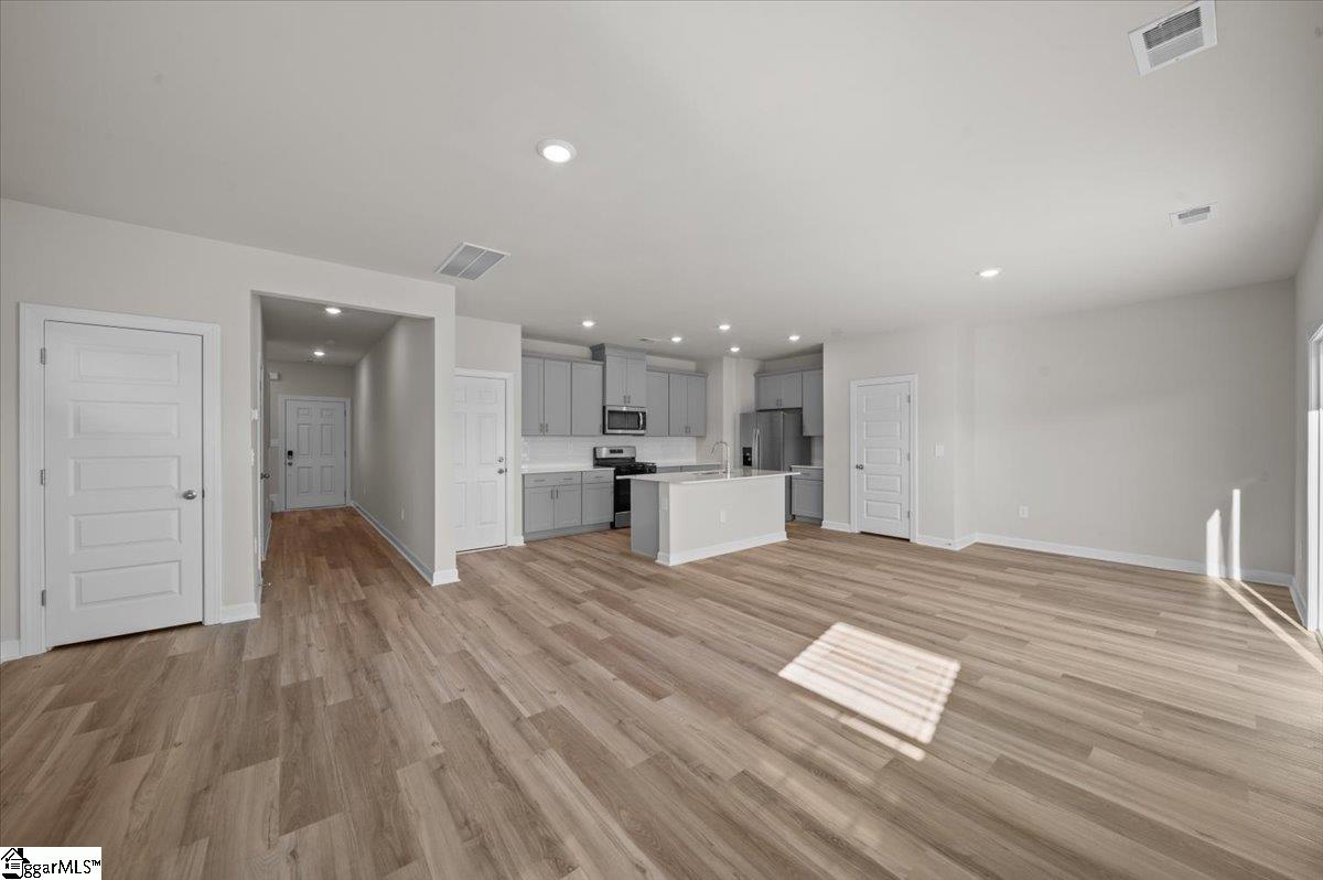 408 Shortleaf Lane Pendleton, SC 29670 - Photo 7 of 33