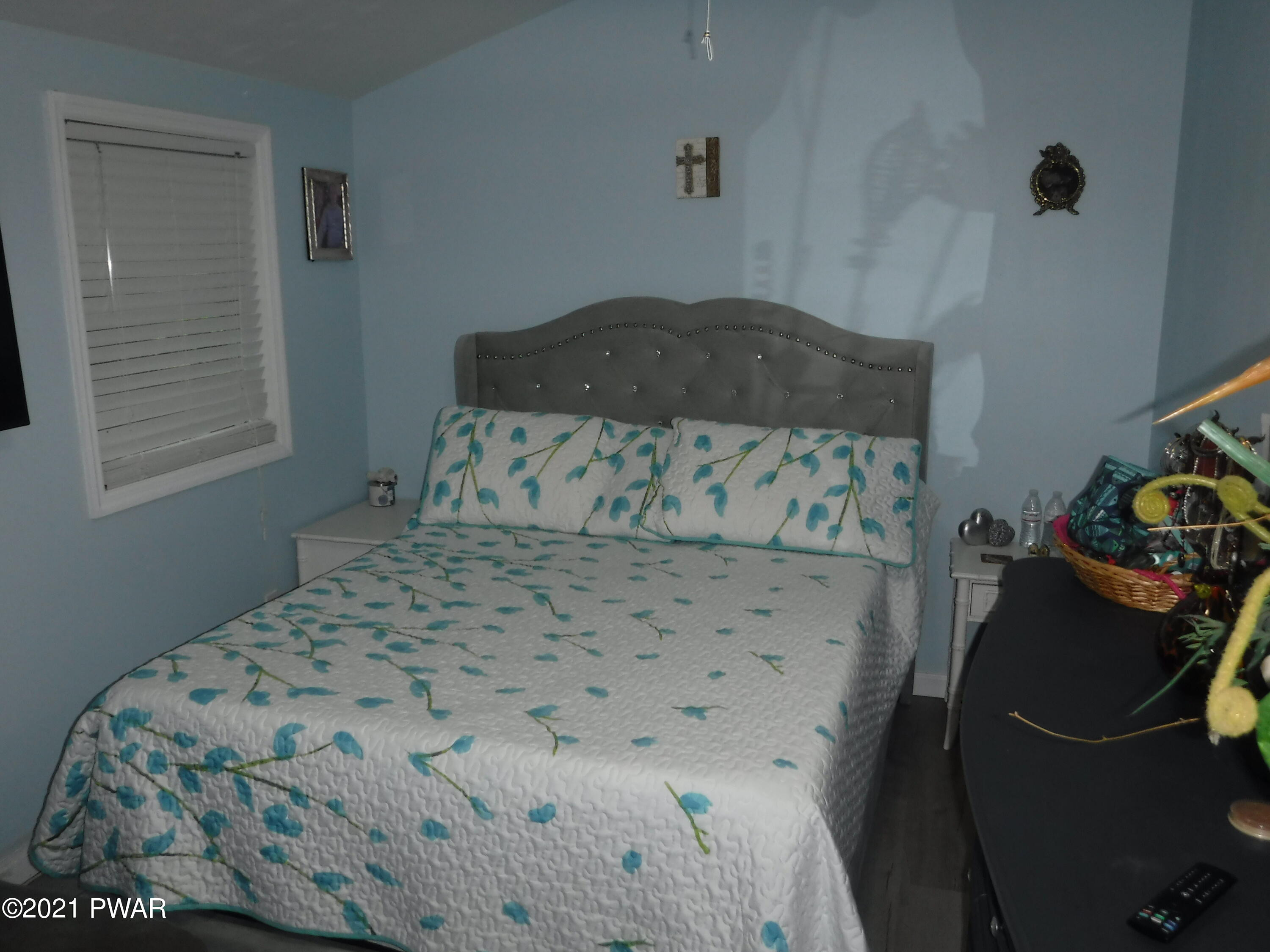124 Spruce Drive Dingmans Ferry, PA 18328 - Photo 9 of 26 DSCF6176