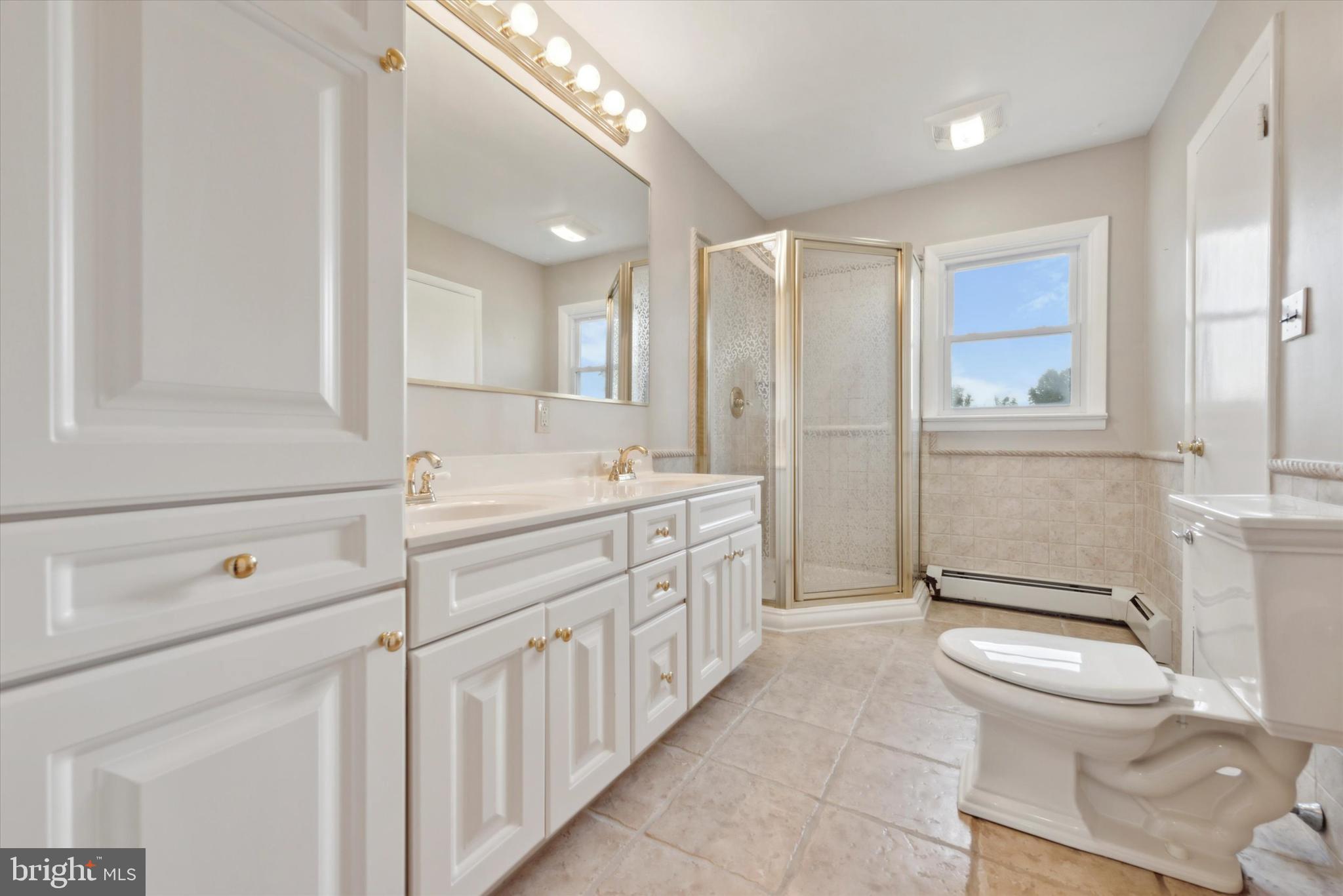 217 Downing Road Downingtown, PA 19335 - Photo 14 of 38 Beautiful Upper Level Hall Bathroom