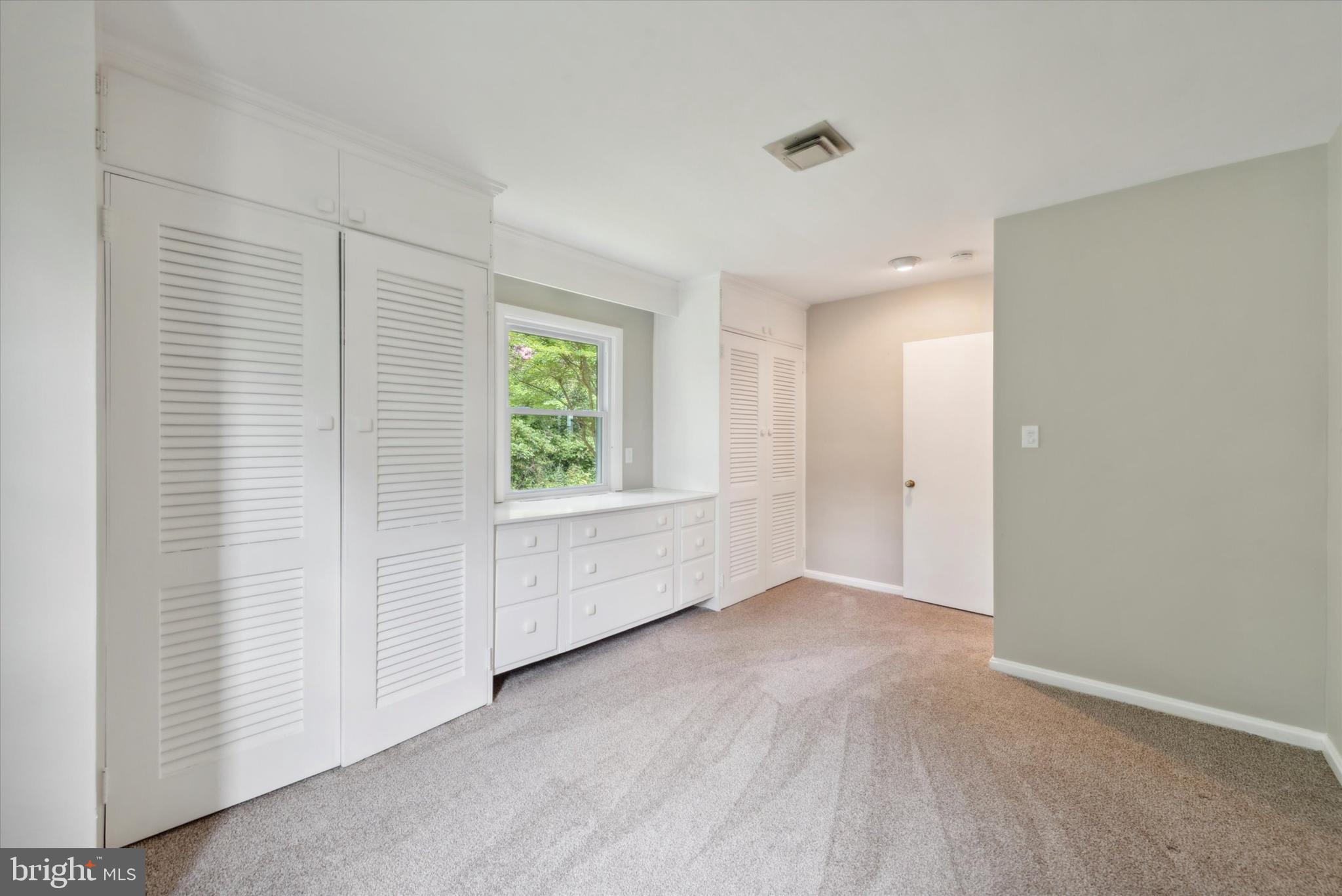 217 Downing Road Downingtown, PA 19335 - Photo 15 of 38 3rd Upper Level Bedroom with
Built-ins