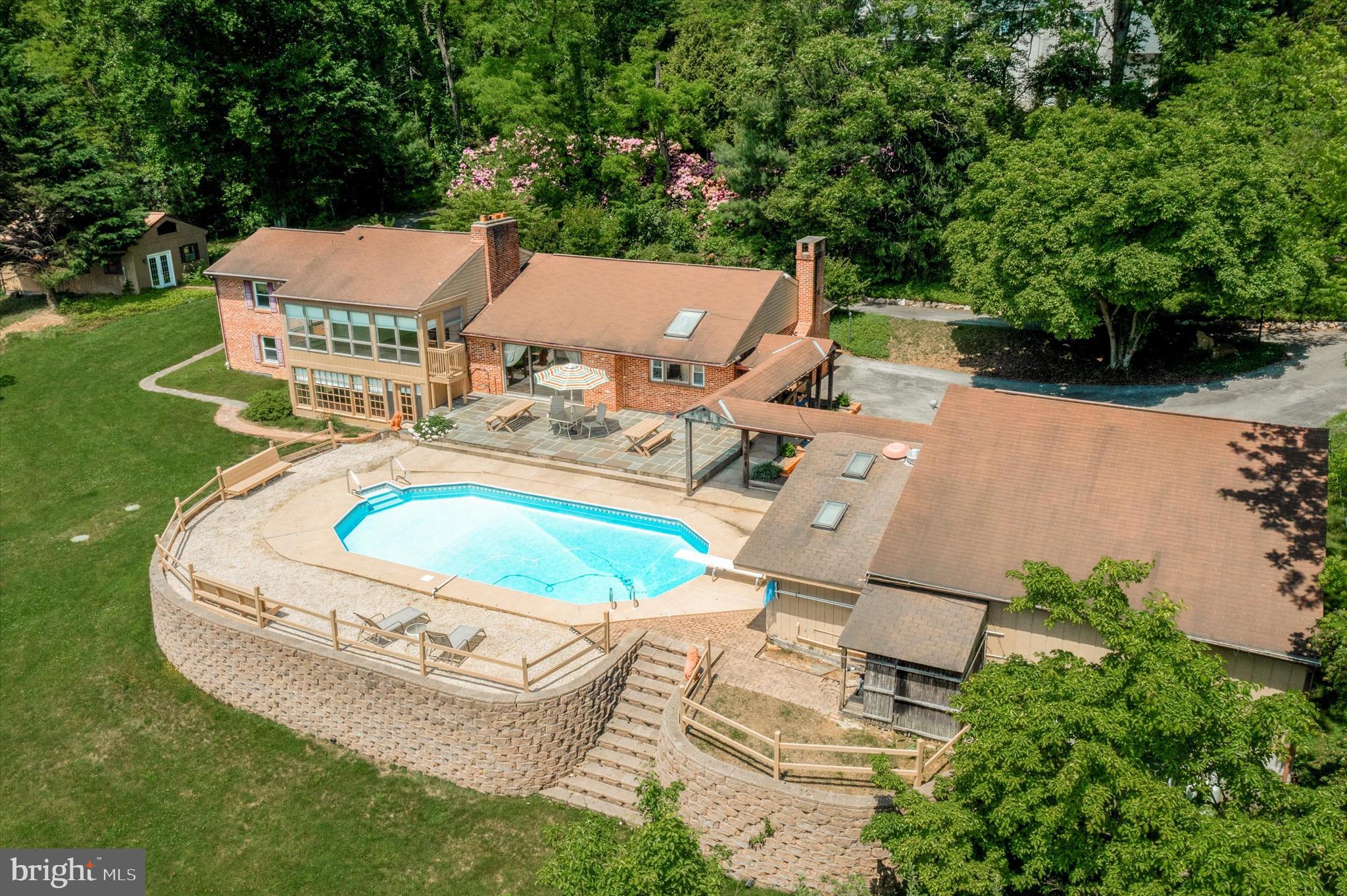 217 Downing Road Downingtown, PA 19335 - Photo 24 of 38 WOW