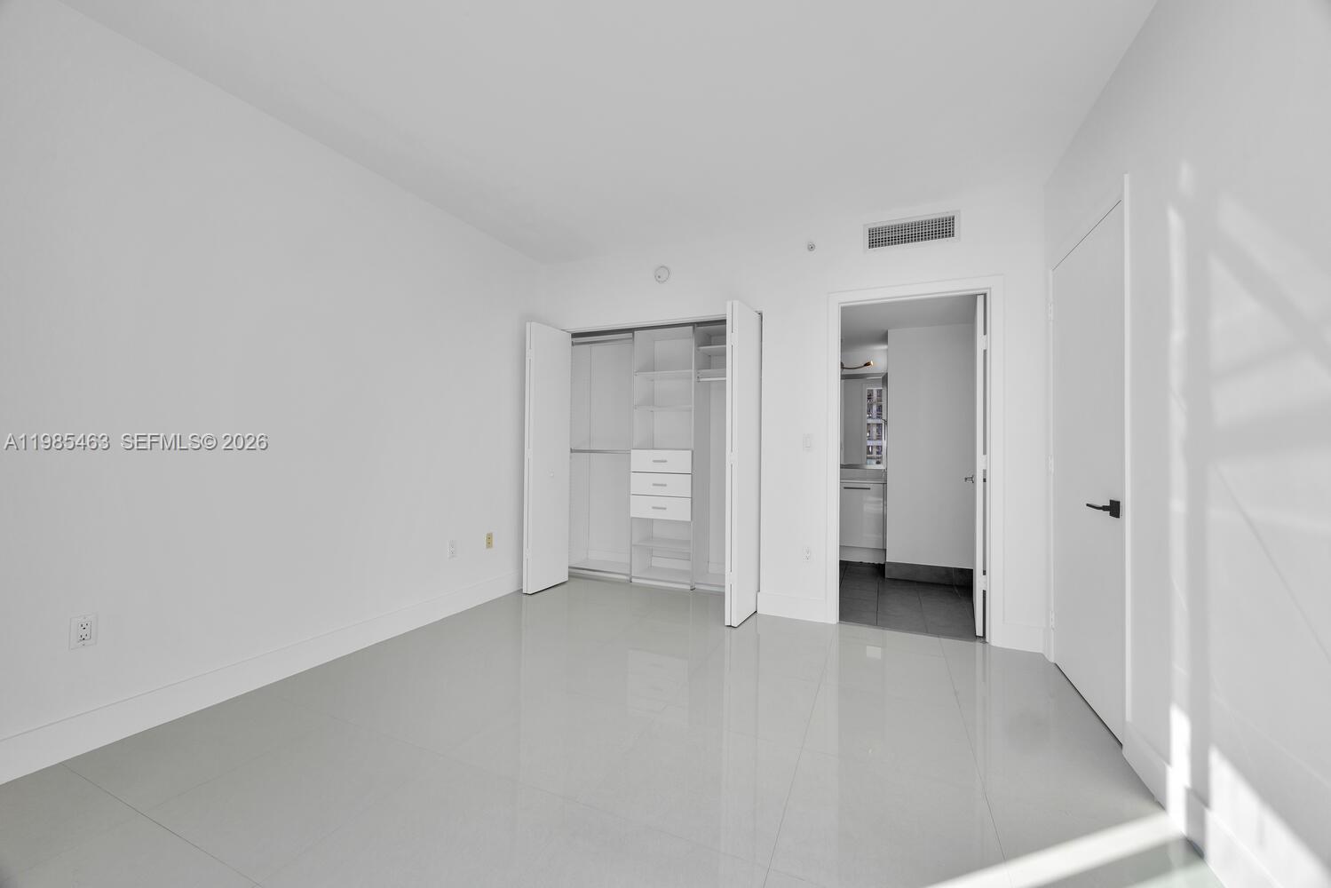 92 Southwest 3rd Street, Unit 3904 Miami, FL 33130 - Photo 19 of 30 a view of an empty room