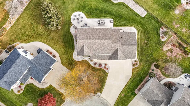 $525,000 | 4144 North Foxglove Lane, Appleton, WI 54913