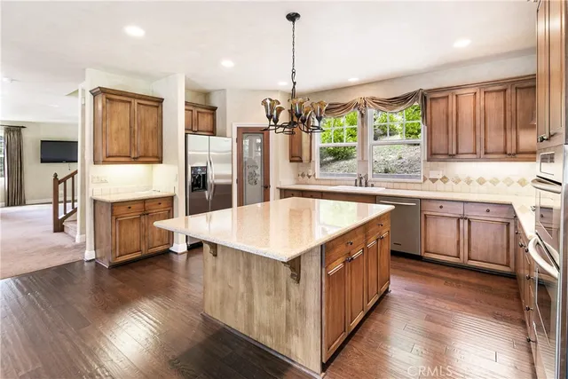 $785,000 | 445 Clearwater Lane, Lake Arrowhead, CA 92352