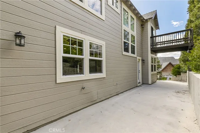 $785,000 | 445 Clearwater Lane, Lake Arrowhead, CA 92352