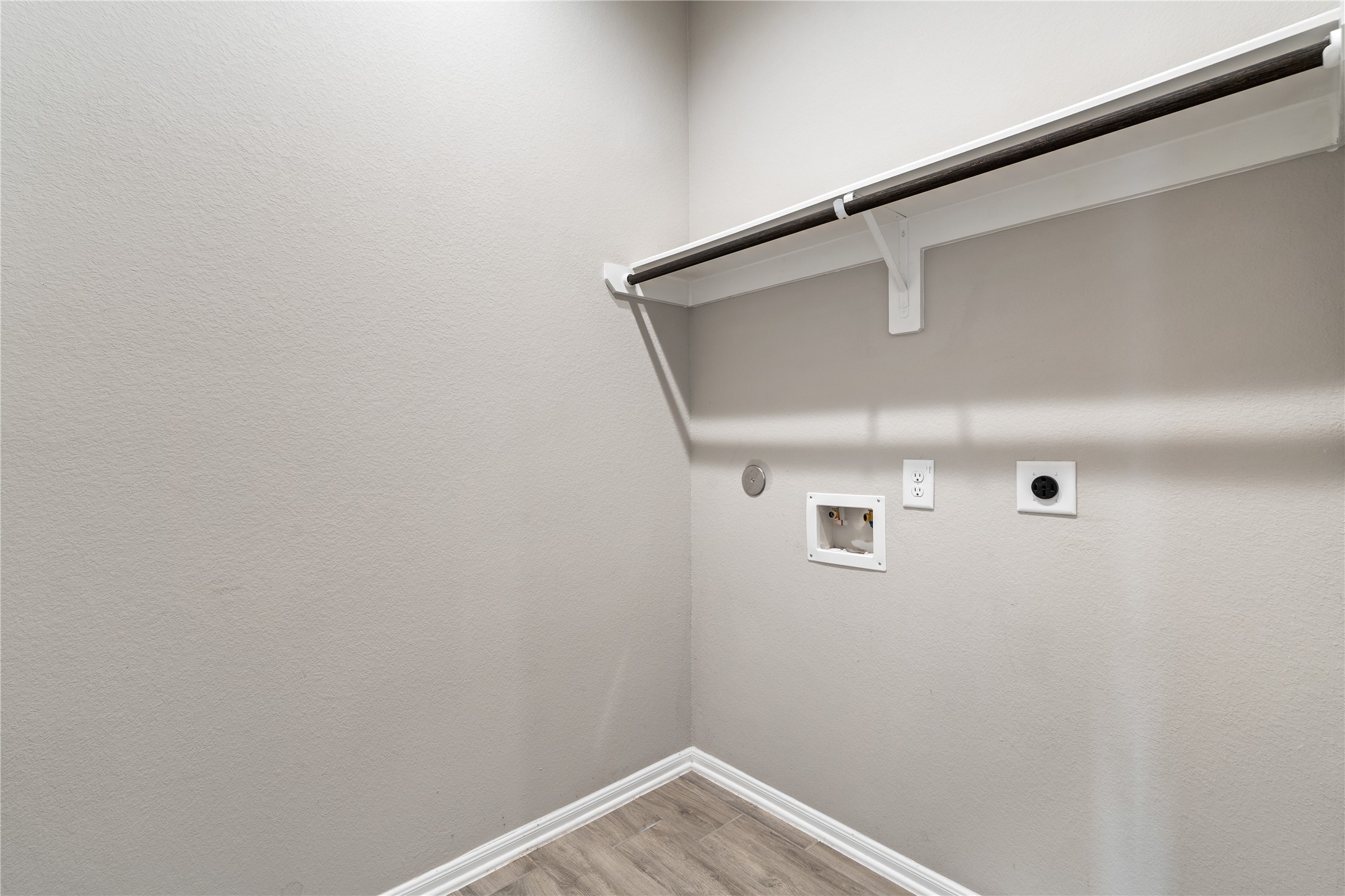 2522 Terrace Point Drive Missouri City, TX 77459 - Photo 11 of 25 a view of bathroom