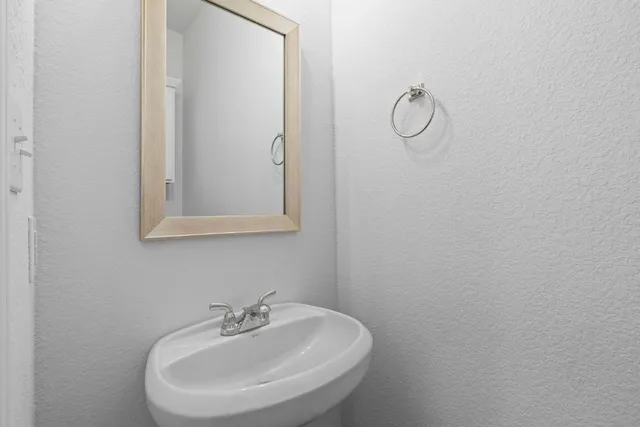 $364,990 | 2202 B Cornfield Drive, Pflugerville, TX 78660