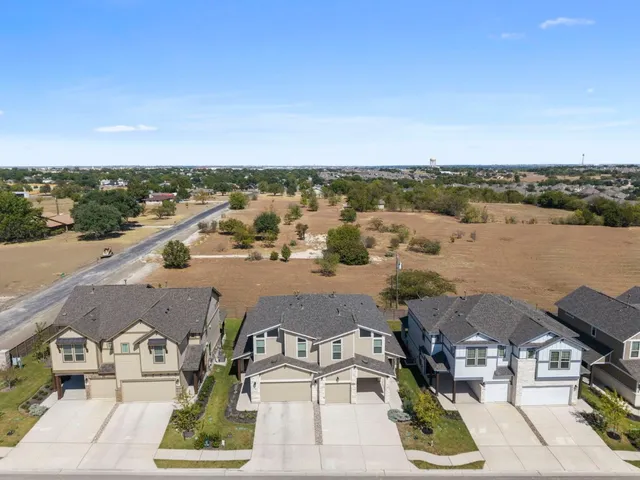 $364,990 | 2202 B Cornfield Drive, Pflugerville, TX 78660