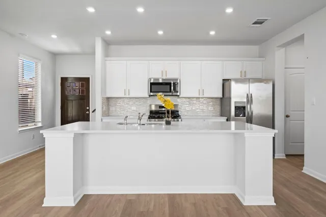 $364,990 | 2202 B Cornfield Drive, Pflugerville, TX 78660