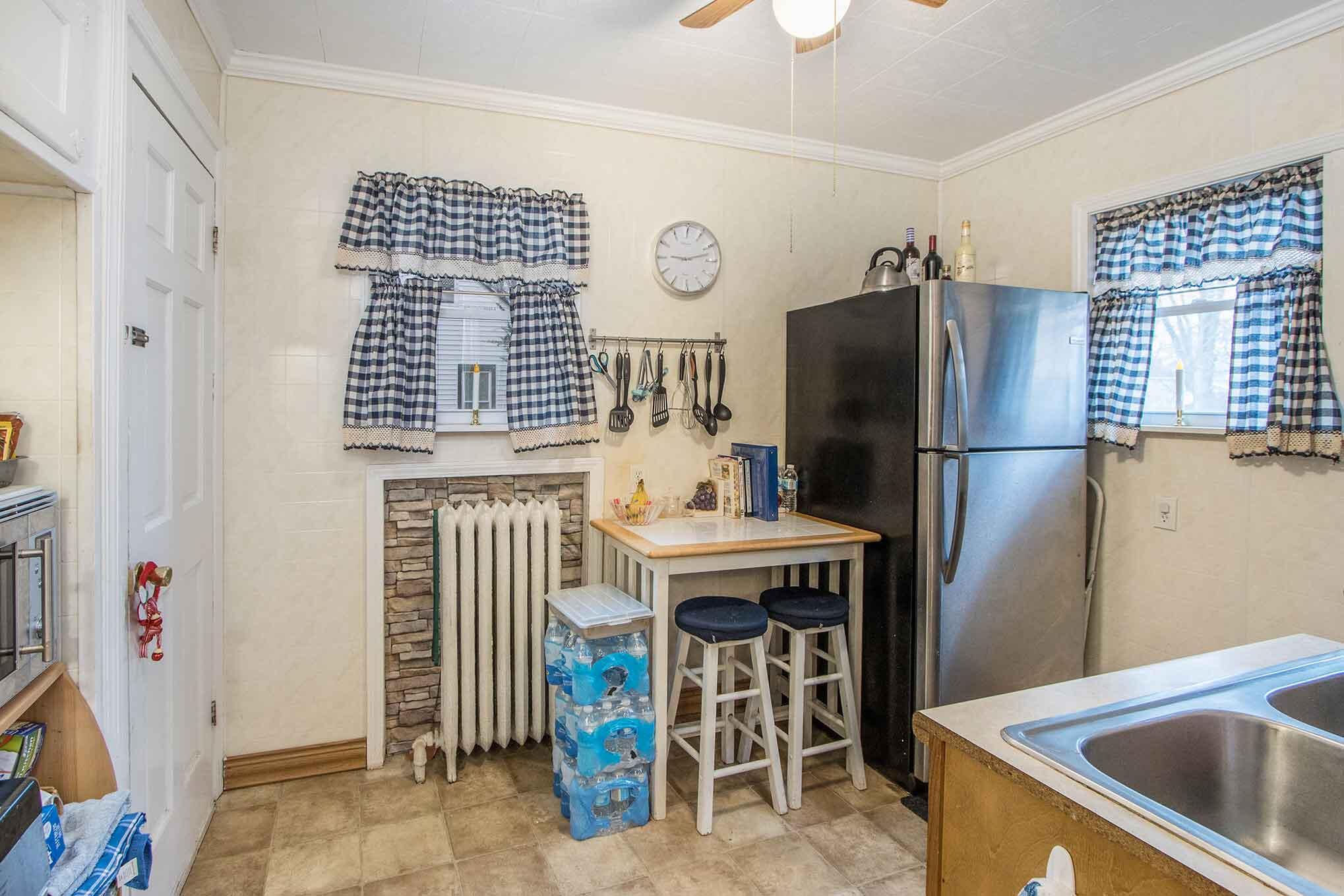 522 Walnut Street Three Rivers, MI 49093 - Photo 9 of 21 522Walnut_12