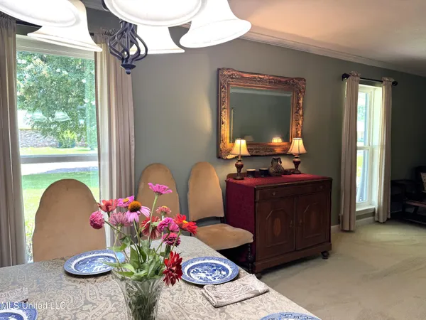 $329,000 | 4 Sun Court, Natchez, MS 39120