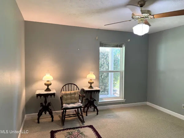 $329,000 | 4 Sun Court, Natchez, MS 39120