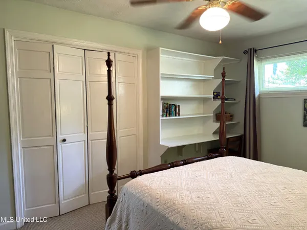 $329,000 | 4 Sun Court, Natchez, MS 39120