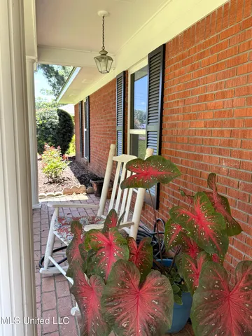 $345,000 | 4 Sun Court, Natchez, MS 39120