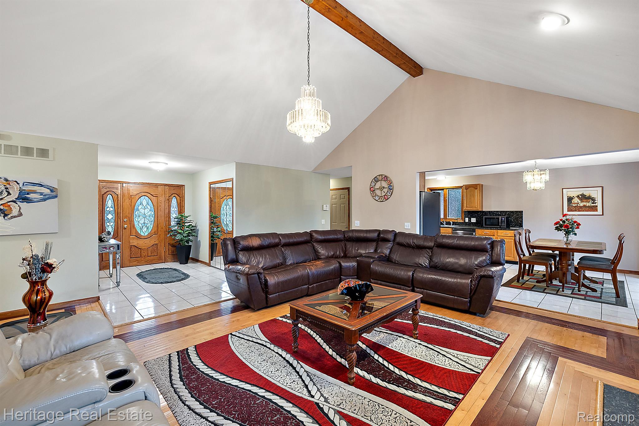 2926 Alexander Street Rochester, MI 48309 - Photo 6 of 34 Gallery Image 6