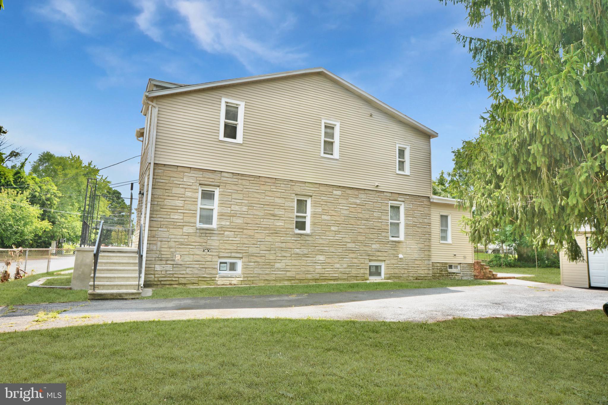 149 Rosedale Avenue Ewing, NJ 08638 - Photo 33 of 38 Grass enhanced virtually