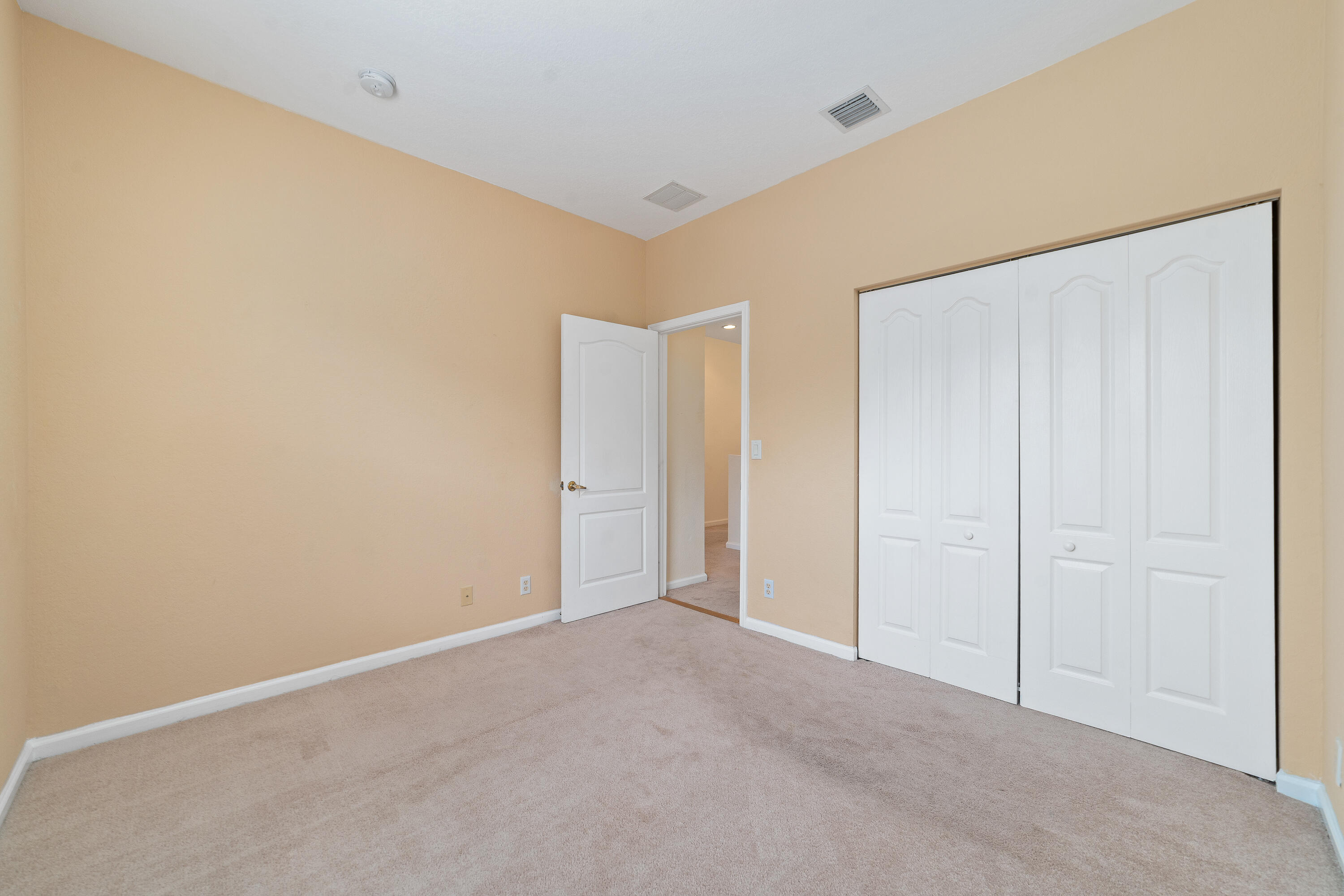 6004 Spring Lake Terrace Fort Pierce, FL 34951 - Photo 21 of 52 DSC01334