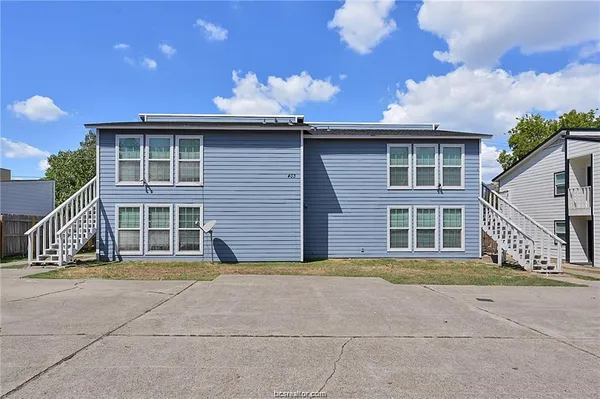 $1,250 | 403 Manuel Drive, Unit D, College Station, TX 77840