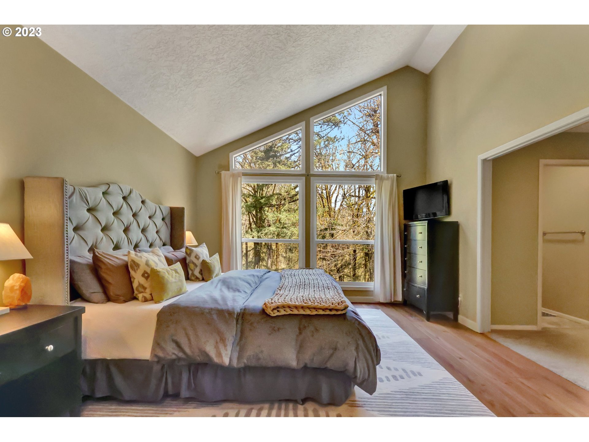 6307 Southwest Terwilliger Boulevard Portland, OR 97239 - Photo 16 of 40 Gallery Image 16