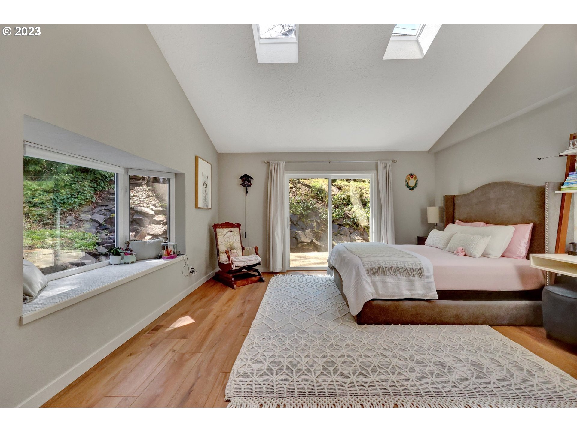 6307 Southwest Terwilliger Boulevard Portland, OR 97239 - Photo 24 of 40 Gallery Image 24