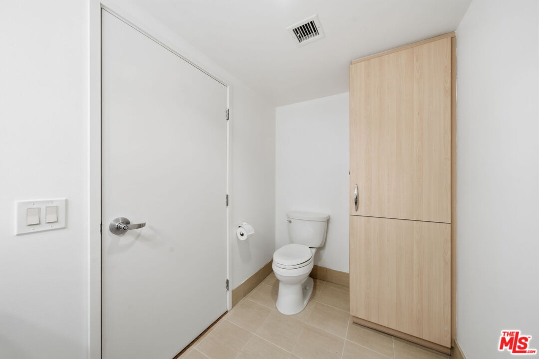 13650 Marina Pointe Drive, Unit 1603 Marina del Rey, CA 90292 - Photo 38 of 75