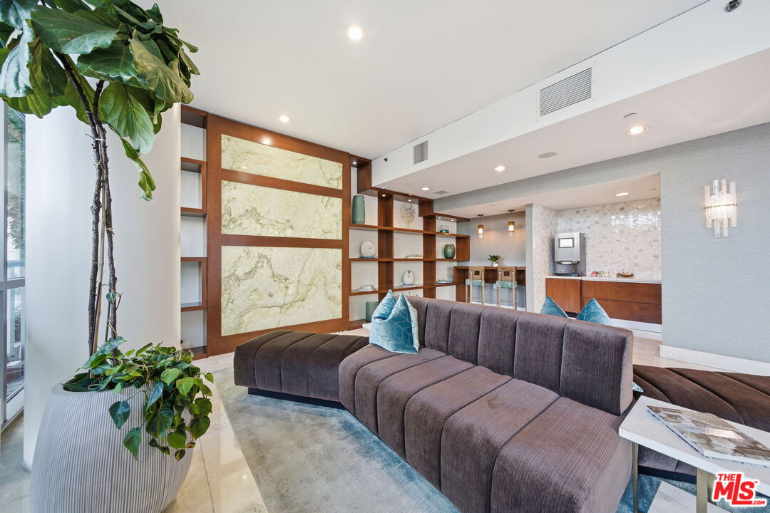 13650 Marina Pointe Drive, Unit 1603 Marina del Rey, CA 90292 - Photo 54 of 75