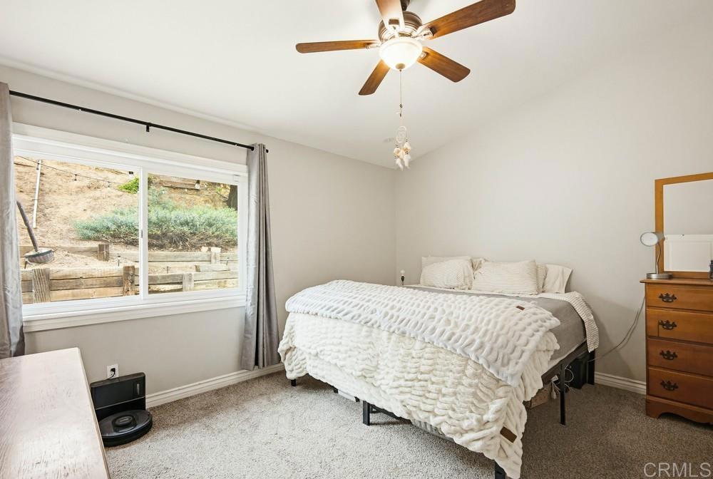 42326 Agena Street Temecula, CA 92592 - Photo 22 of 36 GUEST BEDROOM #1