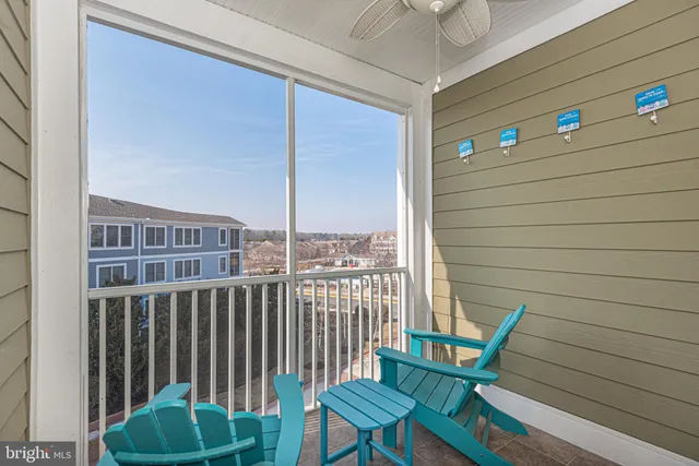 $395,000 | 31568 Winterberry Parkway, Unit 305, Selbyville, DE 19975