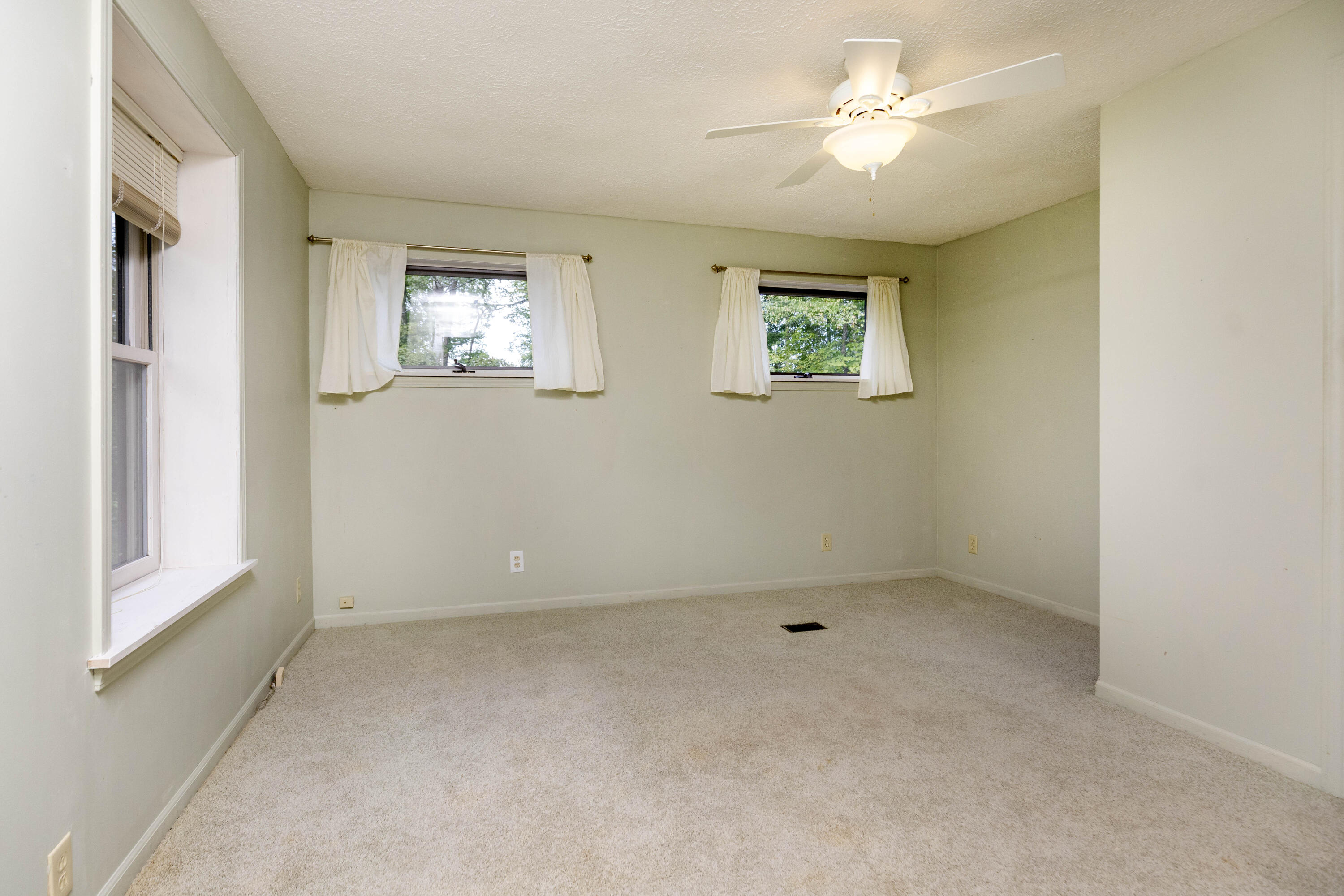 1038 East Freeland Road Merrill, MI 48637 - Photo 11 of 28 Undetermined