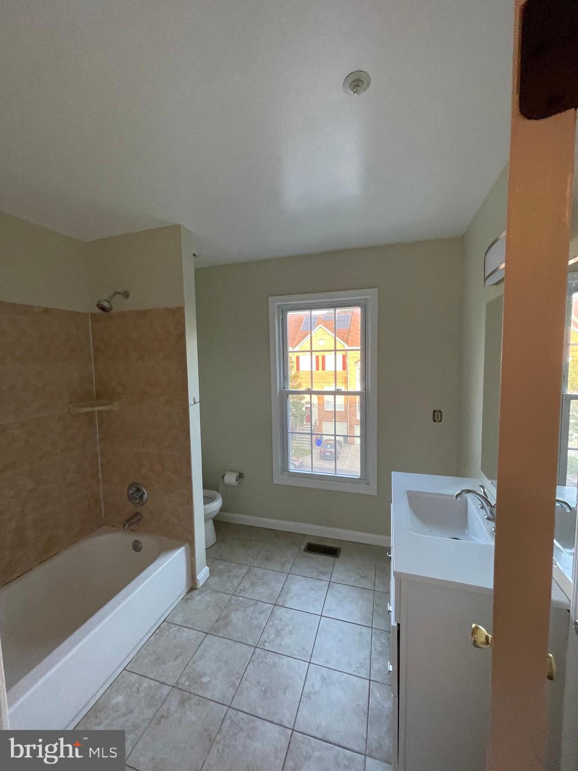 2067 Westchester Drive, Unit 60 Silver Spring, MD 20902 - Photo 10 of 13