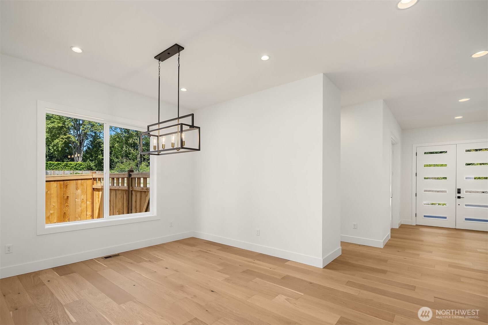 465 Orcas Avenue Northeast Renton, WA 98059 - Photo 8 of 40