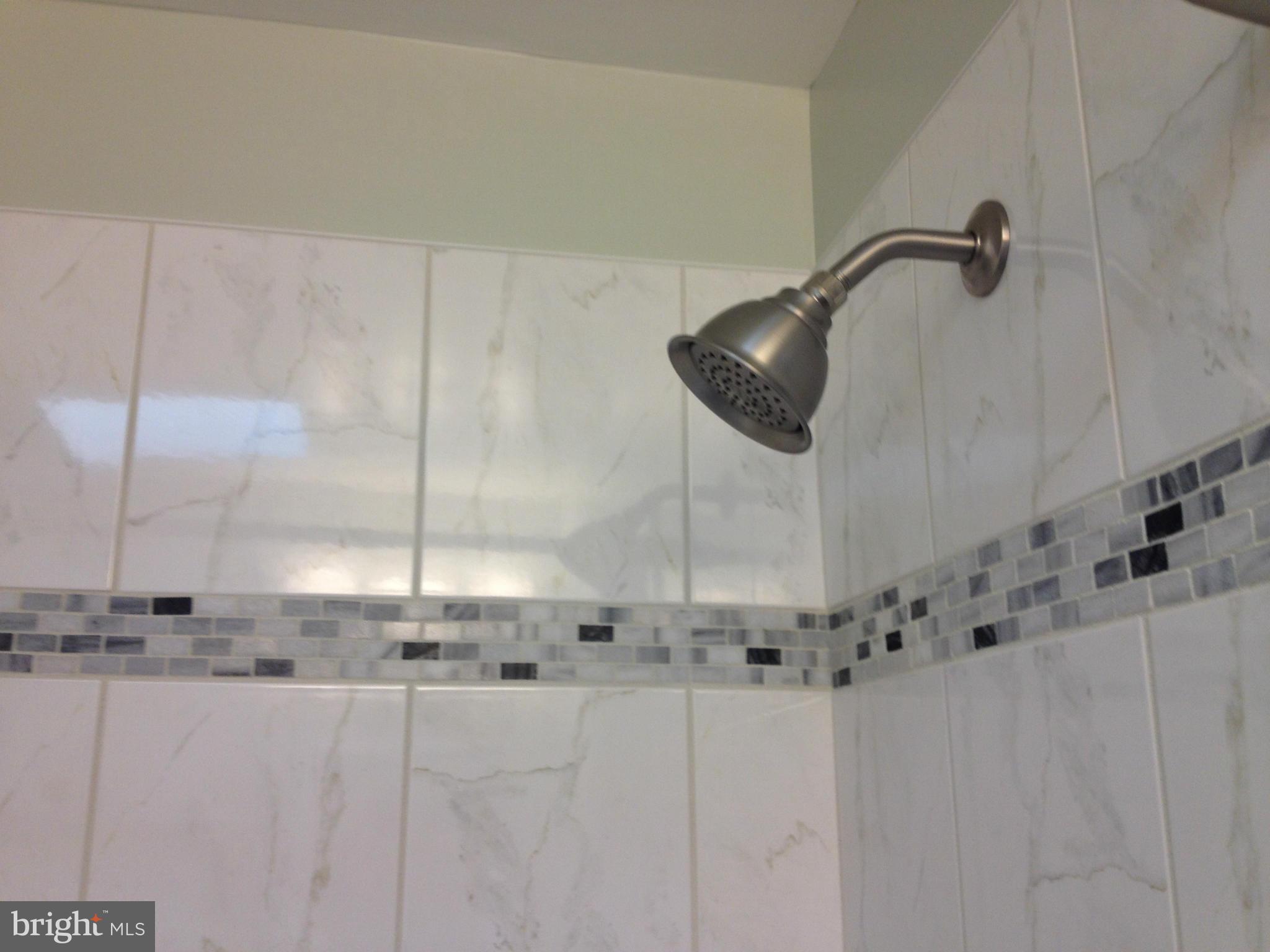 7515 Durwood Road Baltimore, MD 21222 - Photo 10 of 30 Bath