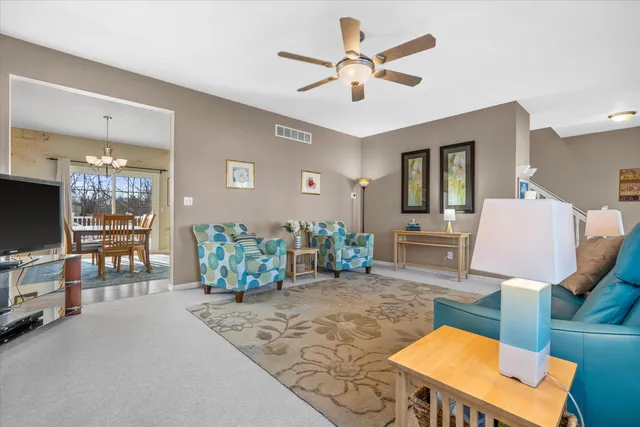 $612,500 | 227 Shore Circle, Oconomowoc, WI 53066