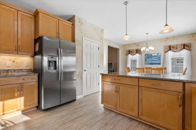 $612,500 | 227 Shore Circle, Oconomowoc, WI 53066