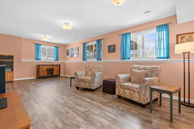 $612,500 | 227 Shore Circle, Oconomowoc, WI 53066