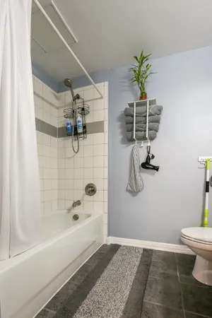 a view of hallway with washer and dryer