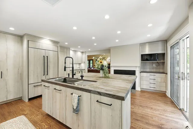 $719,000 | 1630 South 3rd Street, Niles, MI 49120