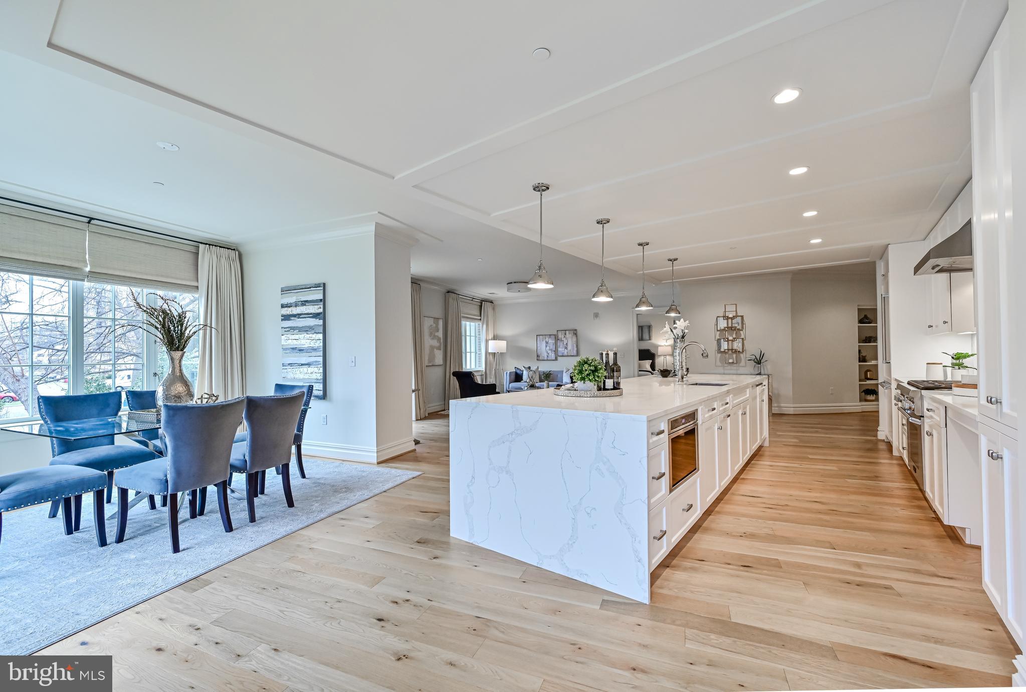 6900 Fleetwood Road, Unit 201 McLean, VA 22101 - Photo 9 of 42 Open Concept Living Area