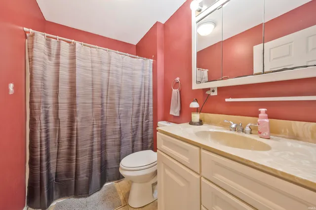 $238,000 | 8870 Barter Road, Mount Vernon, IN 47620