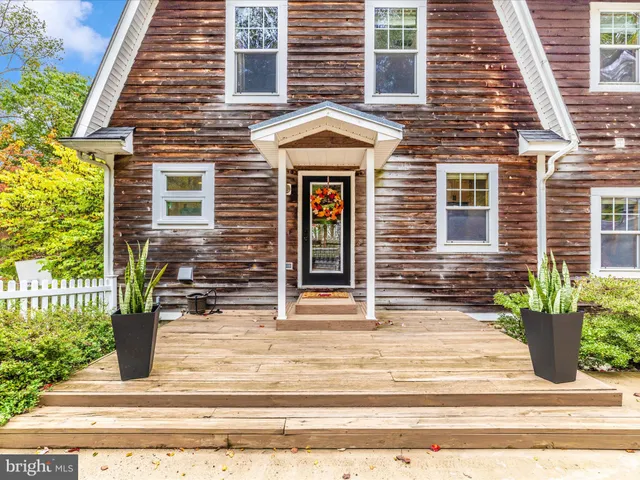 $999,000 | 8935 Hawbottom Road, Middletown, MD 21769