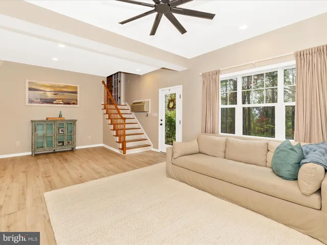 $999,000 | 8935 Hawbottom Road, Middletown, MD 21769