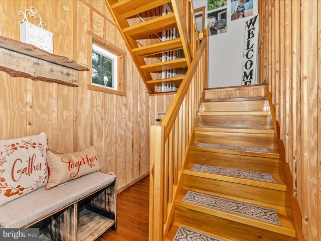 $999,000 | 8935 Hawbottom Road, Middletown, MD 21769