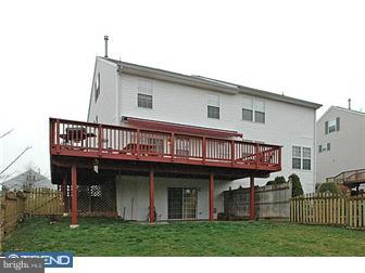 58 Country Road Perkasie, PA 18944 - Photo 2 of 12 Exterior Back