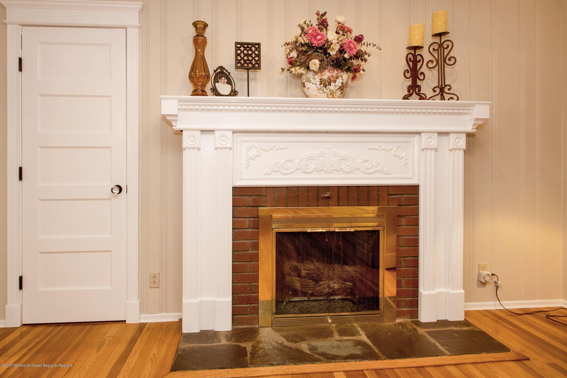 235 Portland Road Middletown, NJ 07737 - Photo 8 of 25 Living Room FP