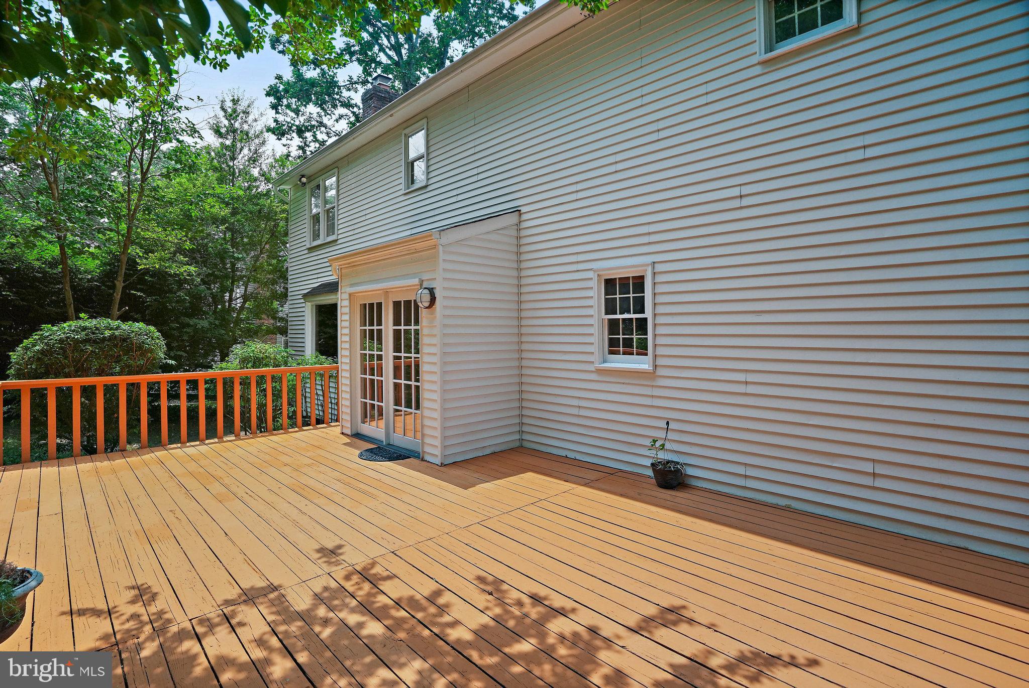 15515 Langside Street Silver Spring, MD 20905 - Photo 14 of 38 Large and Spacious for entertaining