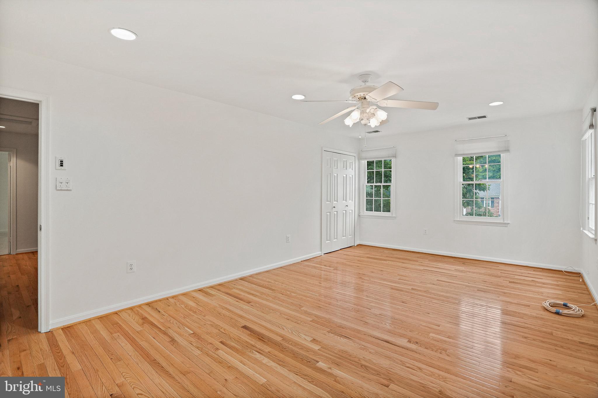 15515 Langside Street Silver Spring, MD 20905 - Photo 24 of 38 Primary Bedroom with ensuite Full Bath