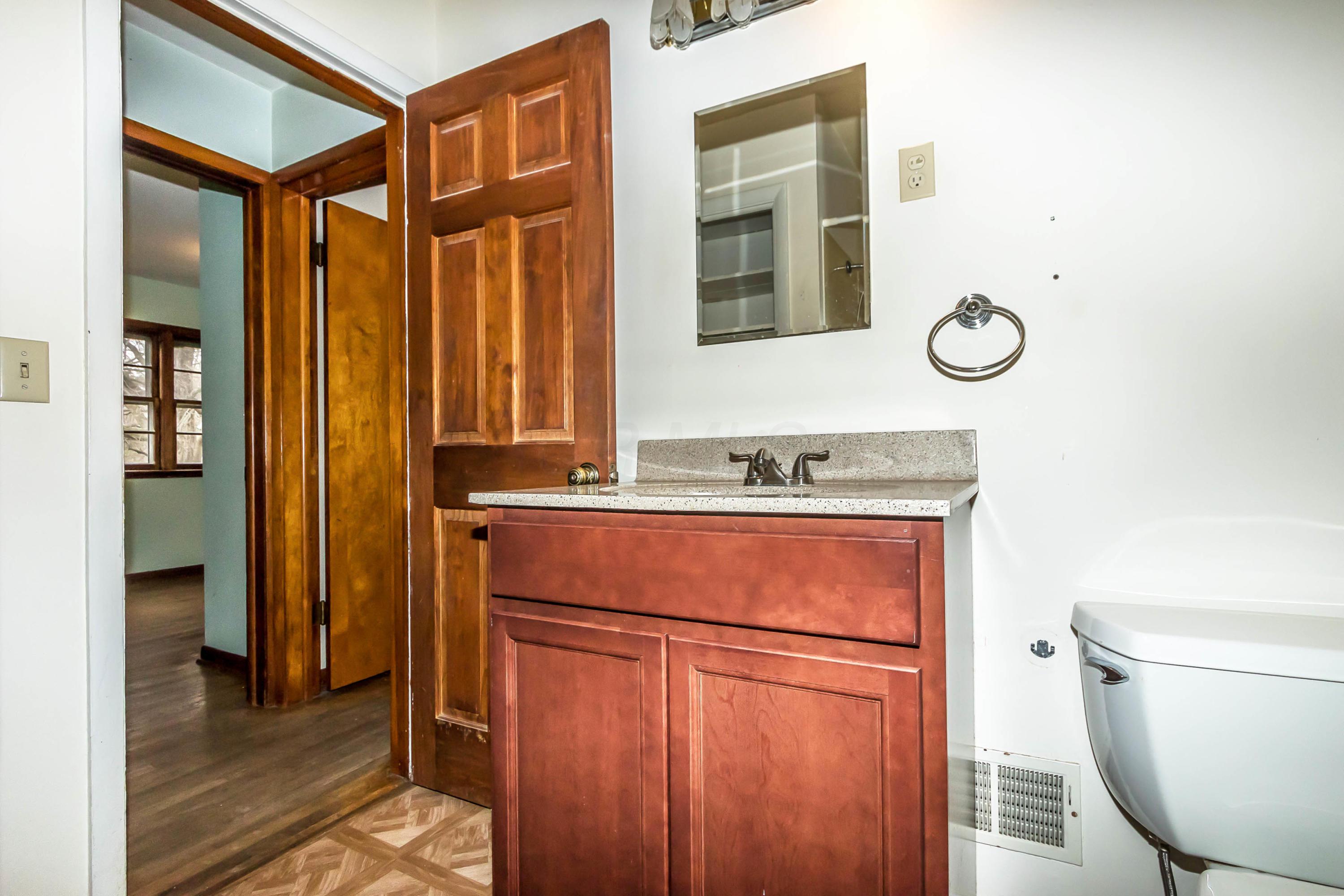7045 Harlem Road Westerville, OH 43082 - Photo 30 of 49